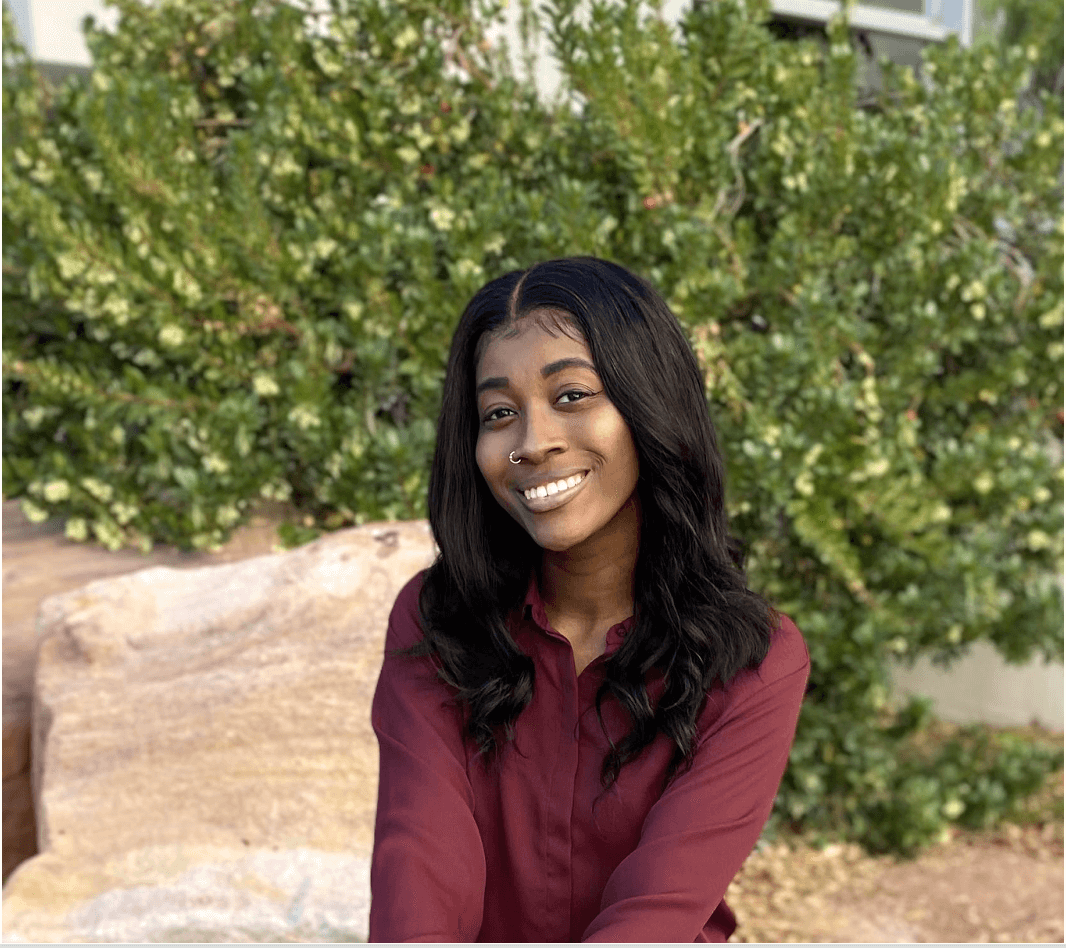 davenia Davenia Boothe